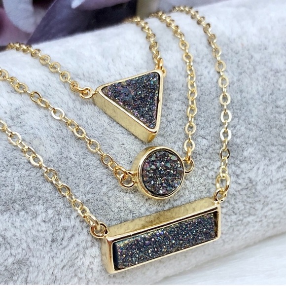 LAST ONE‼️ Black Triangle Druzy Necklace - Picture 3 of 3